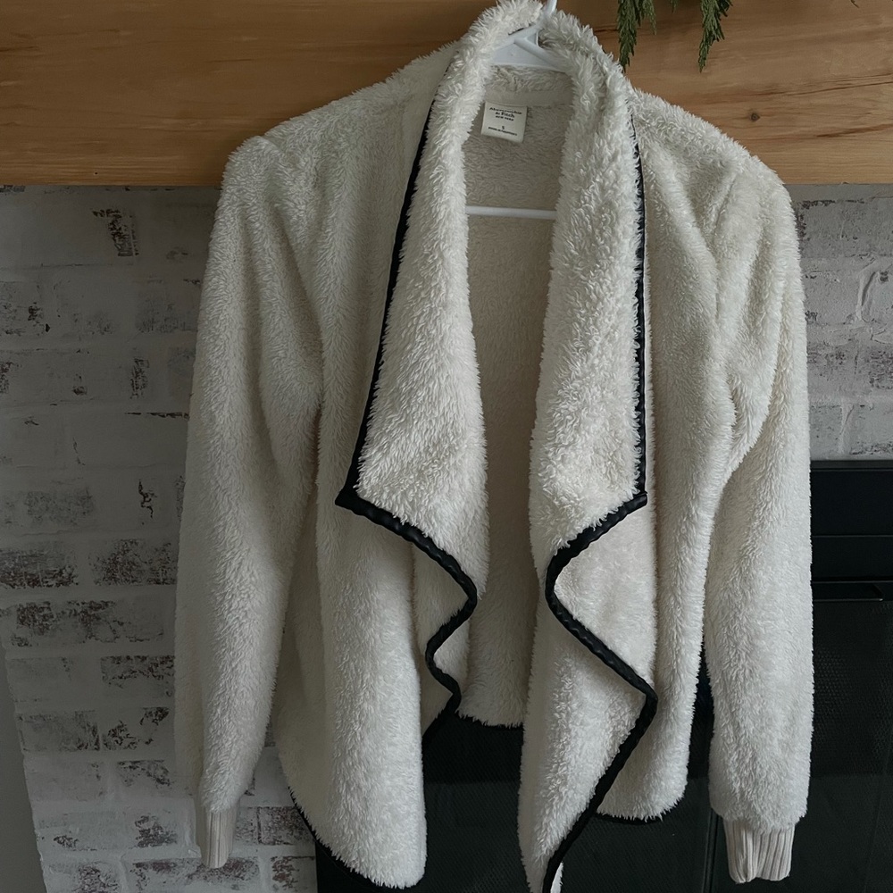 Abercrombie and Fitch New York size small sweater/jacket